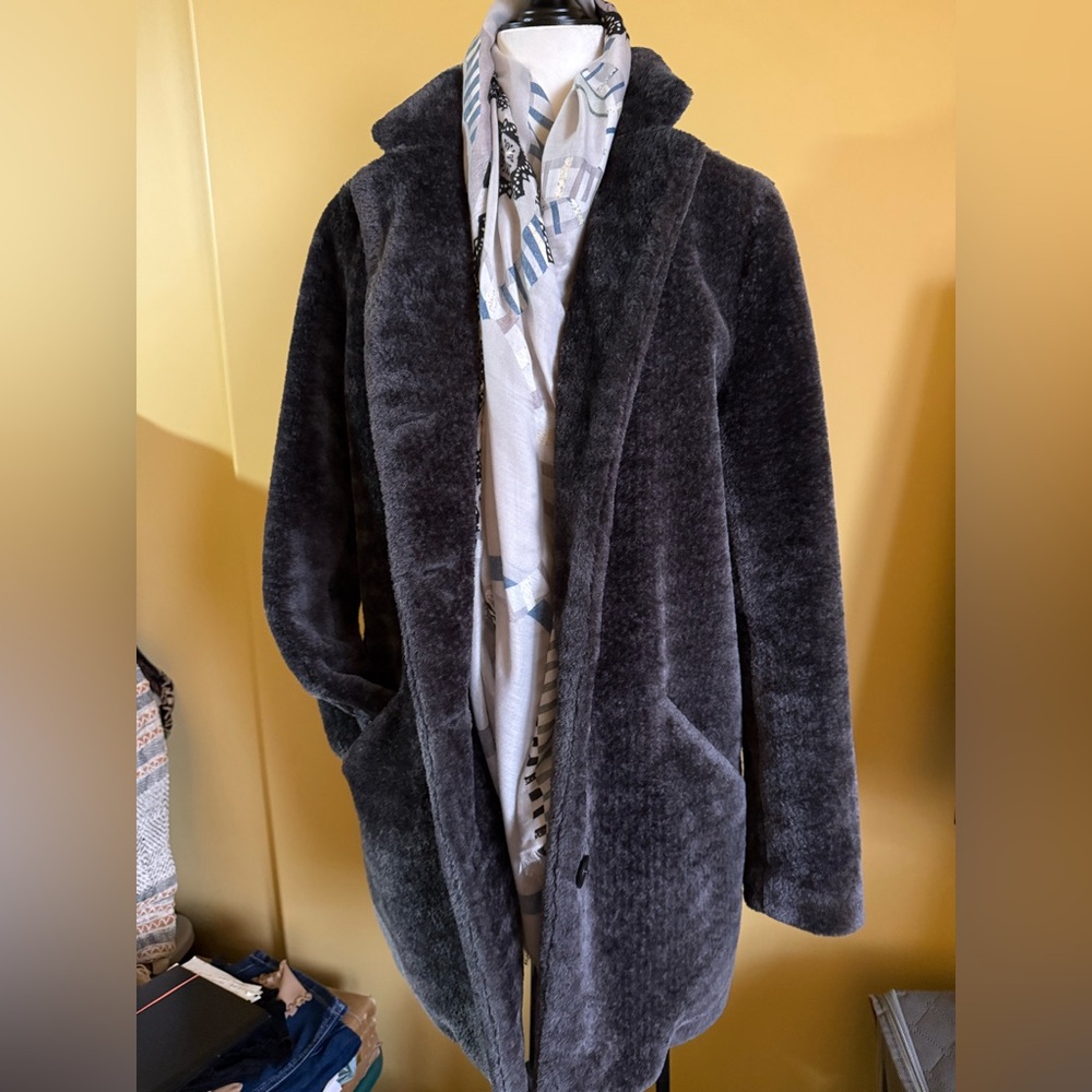 Vintage Marciano faux-fur jacket like new